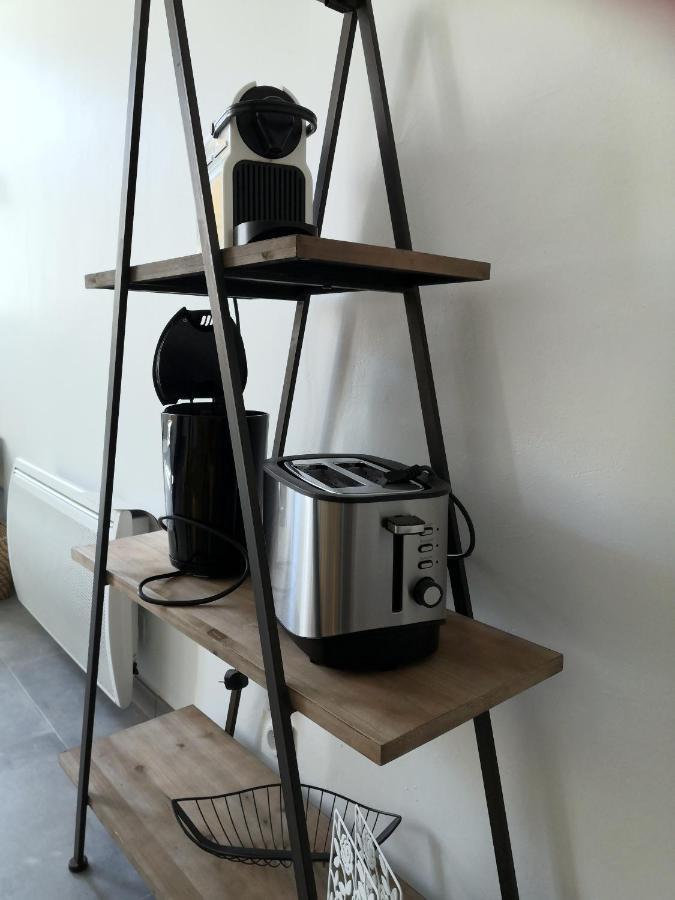 Grand 2 Pieces Renove Climatise, Vieil Antibes, Proche Portアパートメント エクステリア 写真
