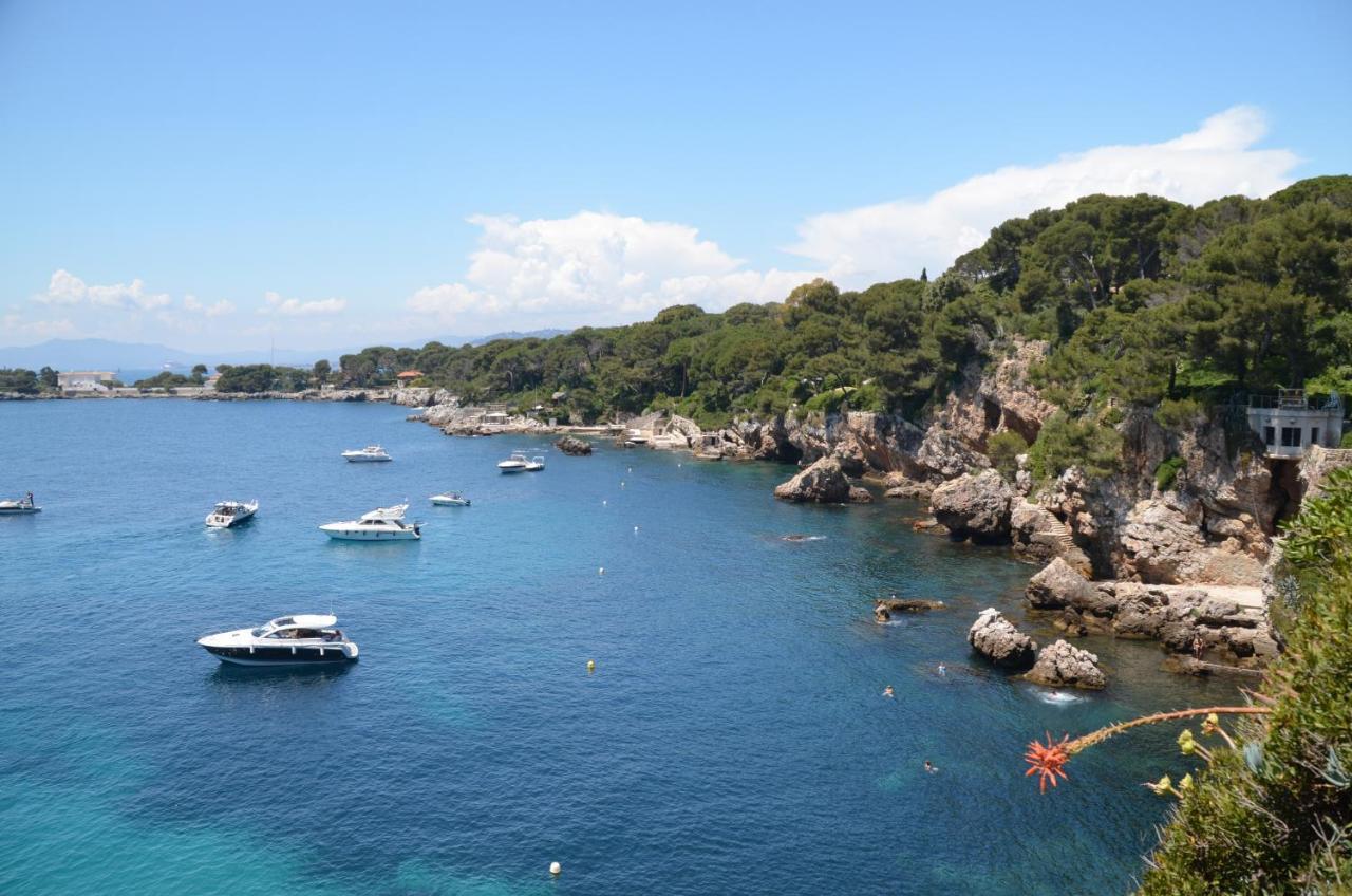 Grand 2 Pieces Renove Climatise, Vieil Antibes, Proche Portアパートメント エクステリア 写真