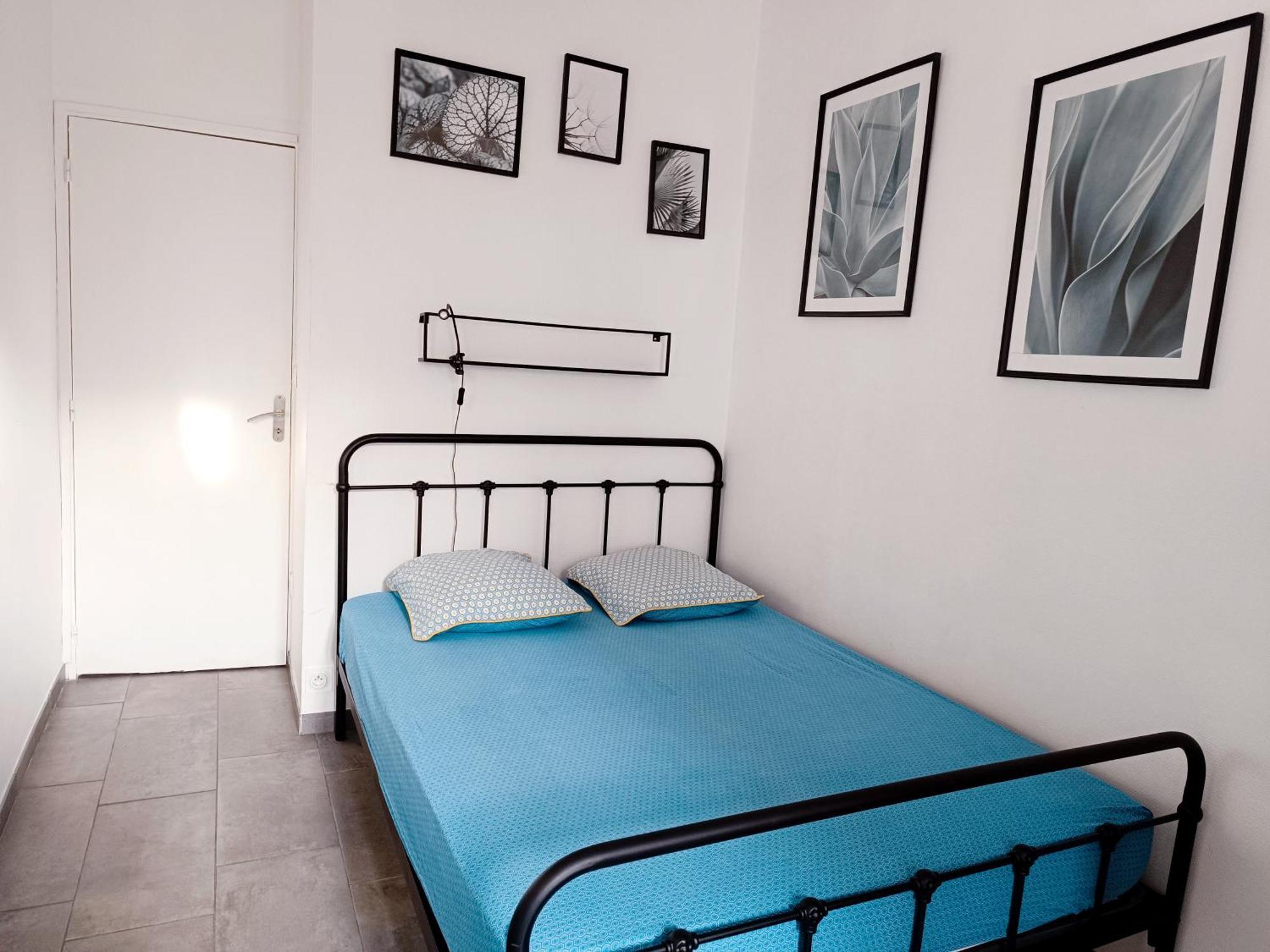 Grand 2 Pieces Renove Climatise, Vieil Antibes, Proche Portアパートメント エクステリア 写真
