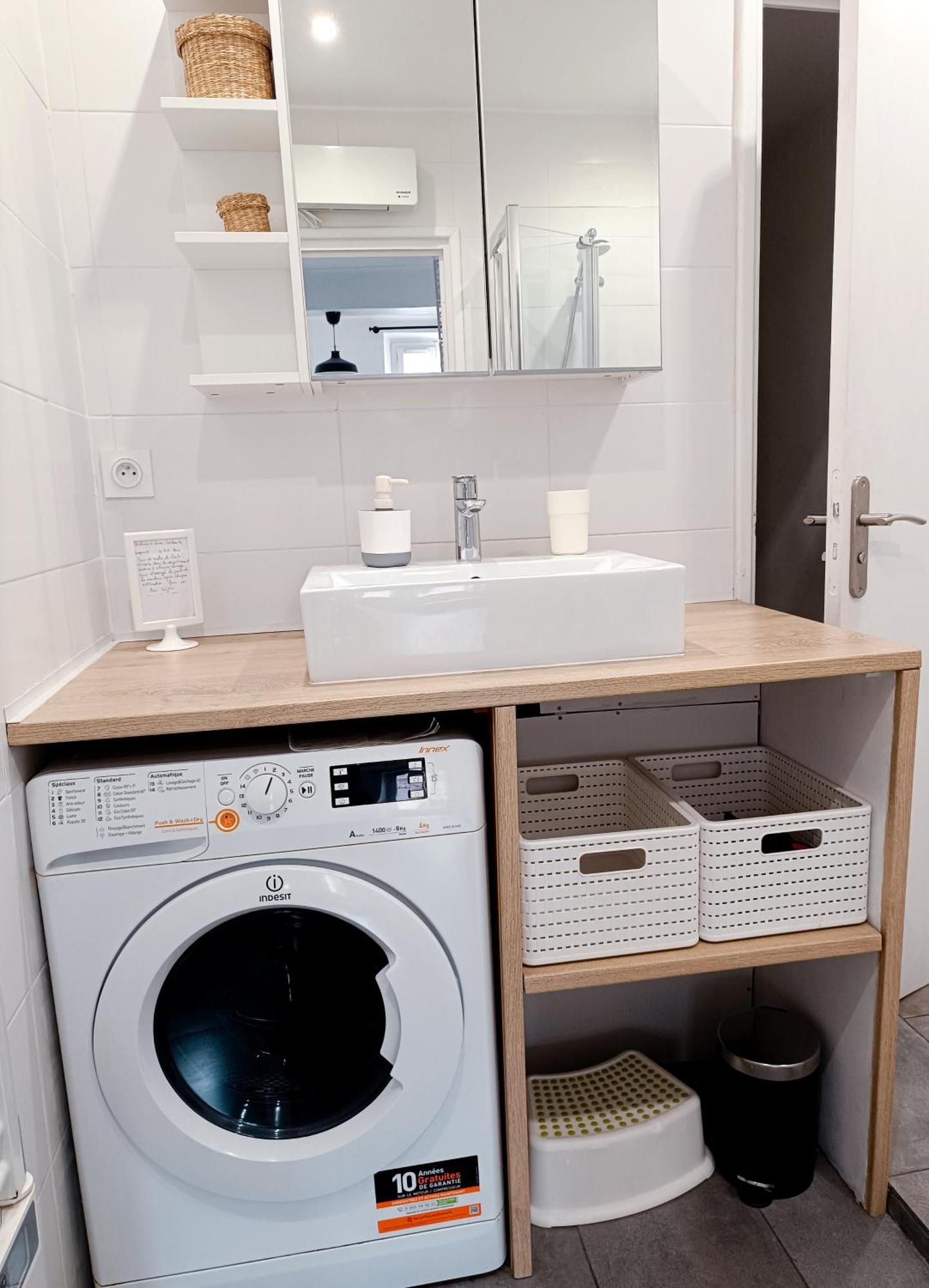 Grand 2 Pieces Renove Climatise, Vieil Antibes, Proche Portアパートメント エクステリア 写真